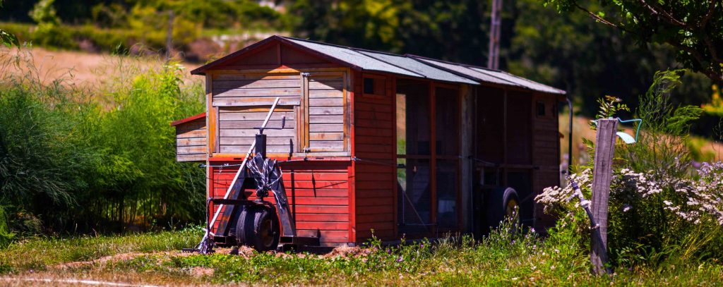 Le Poulailler Mobile Domaine De Saint Géry